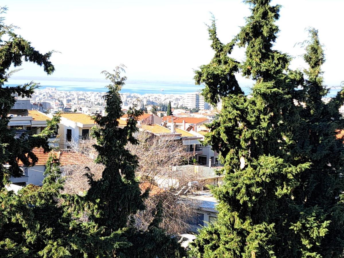 Όμορφο Διαμέρισμα- Σοφίτα Με Υπέροχη Θεα Thessaloniki Exterior photo